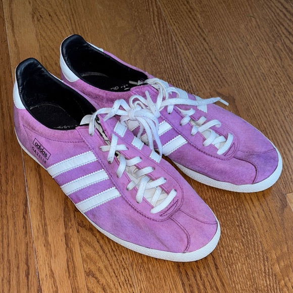 Adidas Gazelle Men’s or unisex Lavender Sneakers - Picture 2 of 5